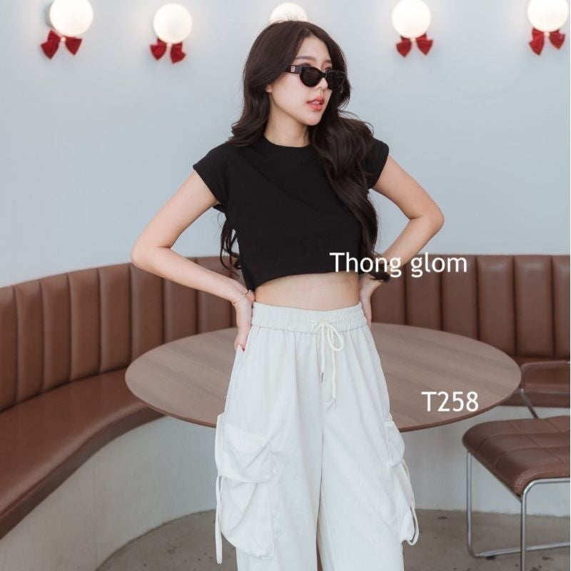 【T613】ThongGlom 弹力棉纯色宽松短款上衣
