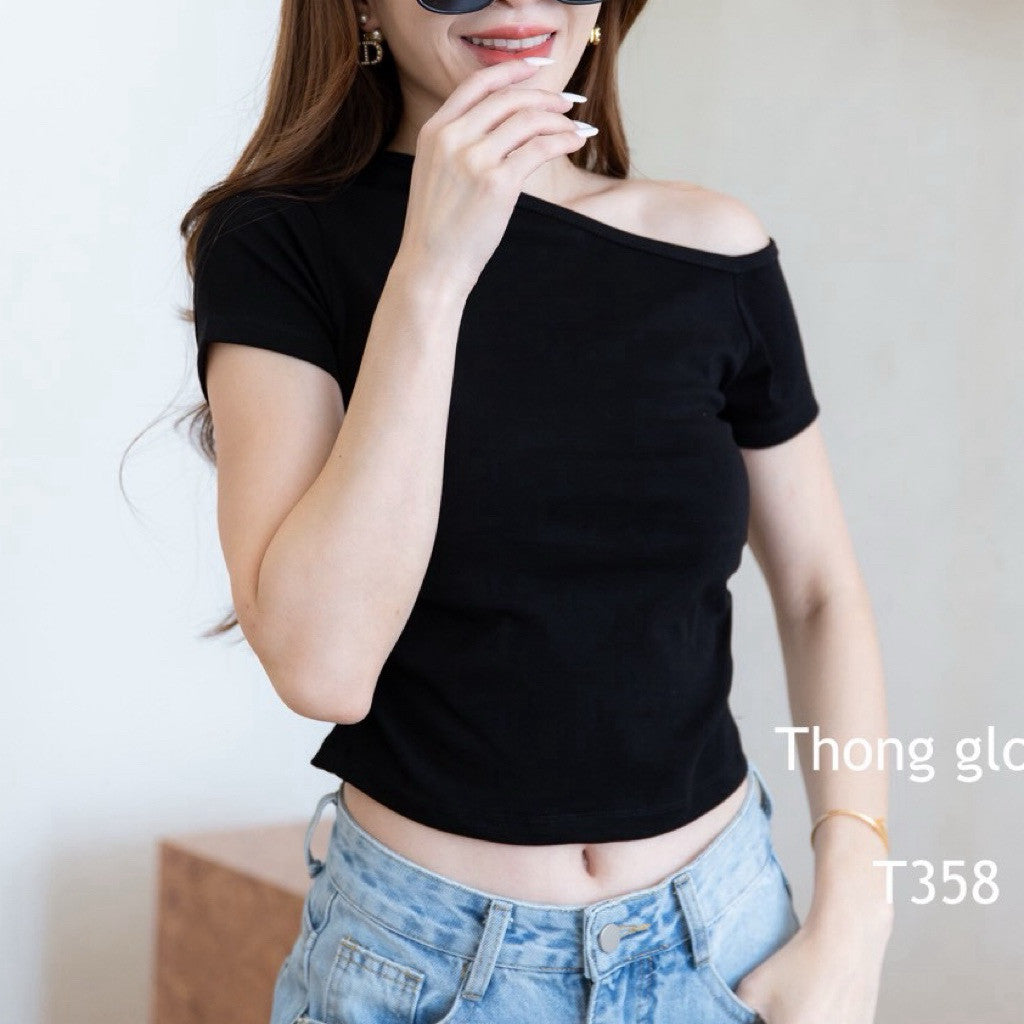 【T799】THONG GLOM 斜肩修身上衣