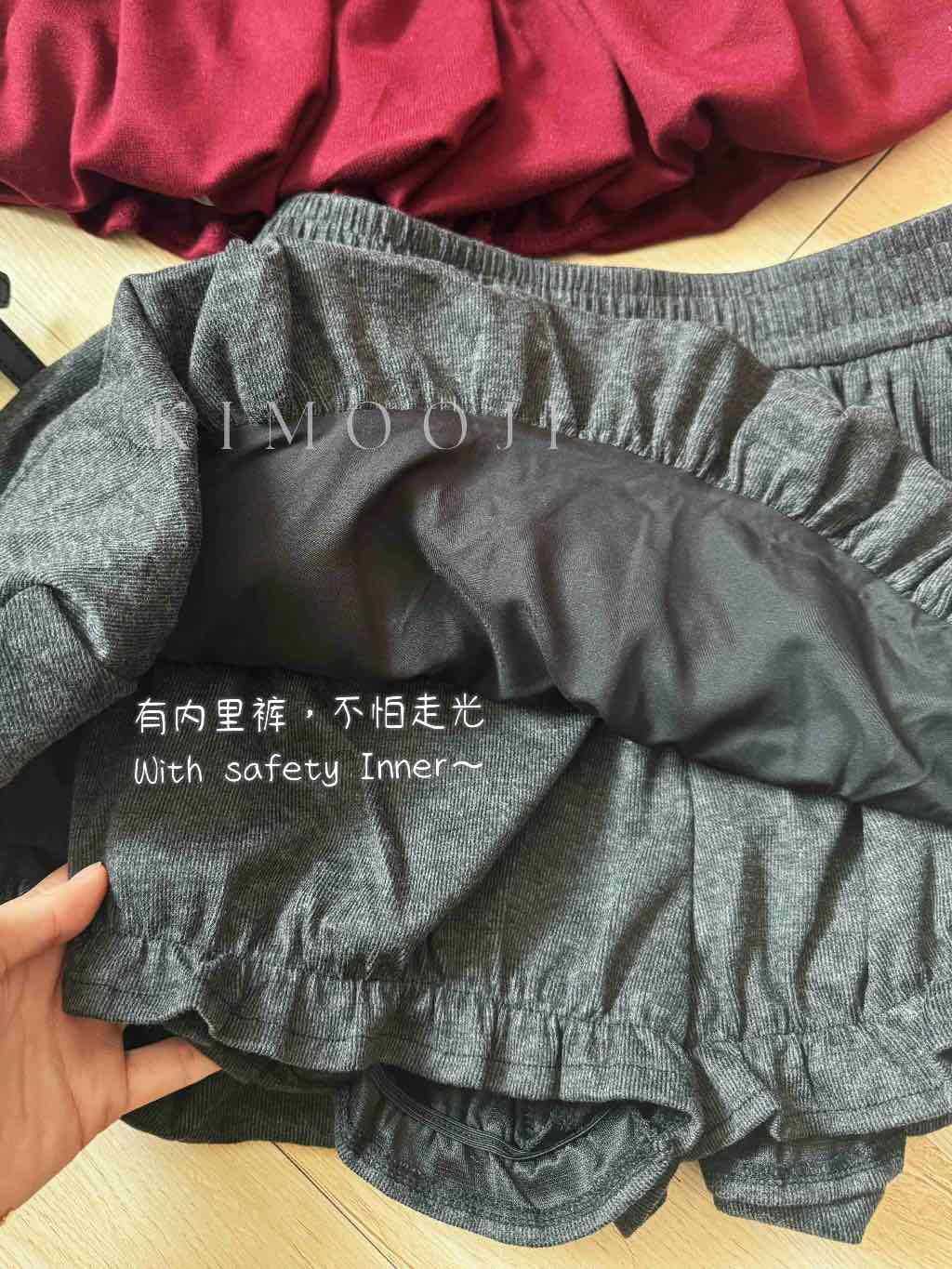 【T1035】TALENT Balon PomPom Skirt